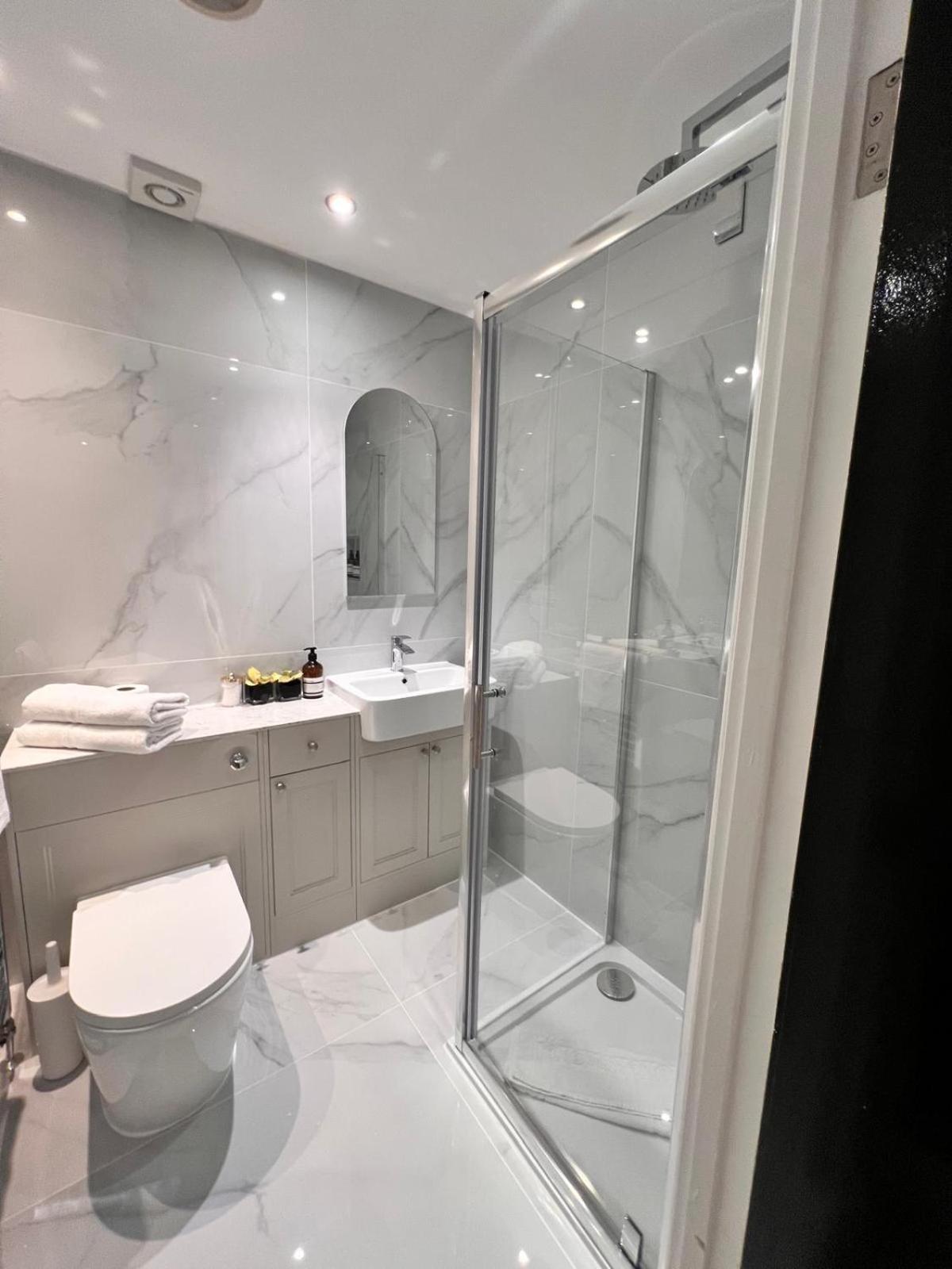 Elegant 1 Bedroom Flat Near Harrods Londres Exterior foto
